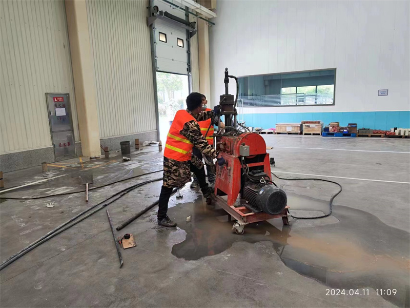 柳林厂房地面下沉塌陷注浆加固施工